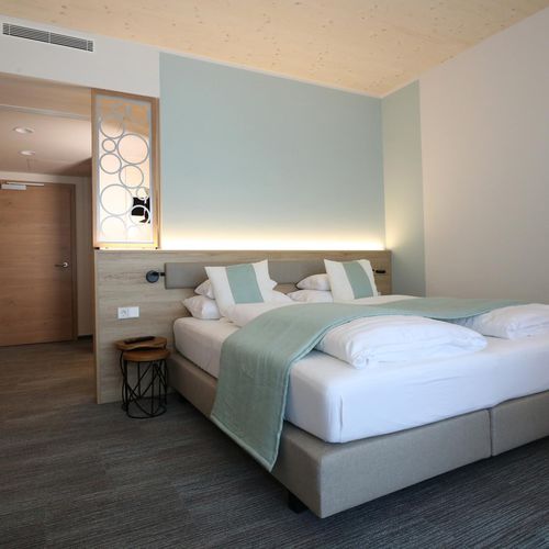 Furniture decorative panel - 34136 RV OAK SANREMO NATURE - Kaindl - for interior / high-resistance / MDF