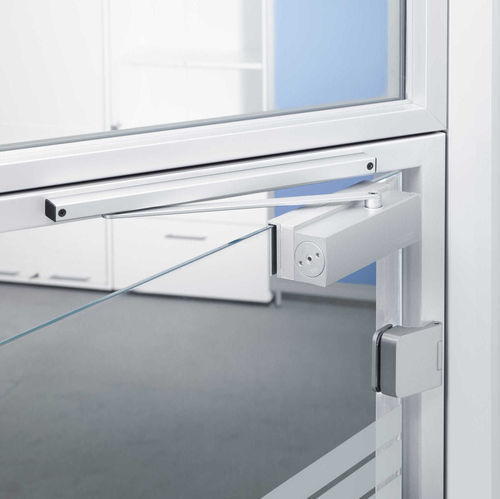 Door self-closing mechanism - Hund Möbelwerke