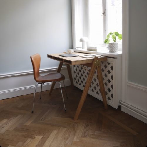 Free-standing desk - Field - WEDOWOOD - contemporary / oak / straight