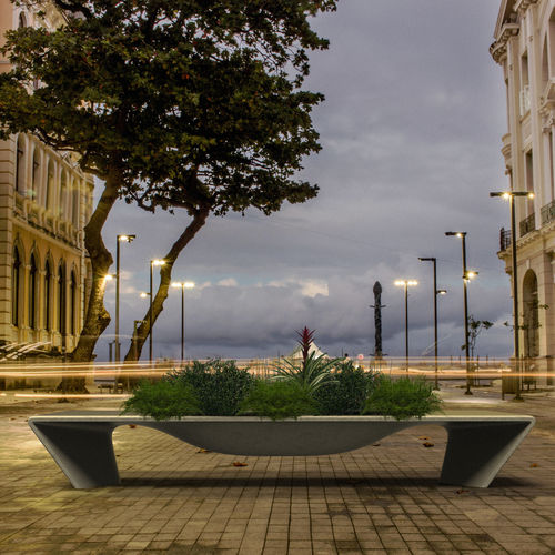 Concrete planter - CASABLANCA - Stayconcrete - rectangular / with trellis / contemporary