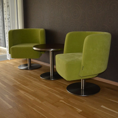 Contemporary armchair - ROXET  - KODRETA furniture, s.r.o. - fabric / leather / sheet metal