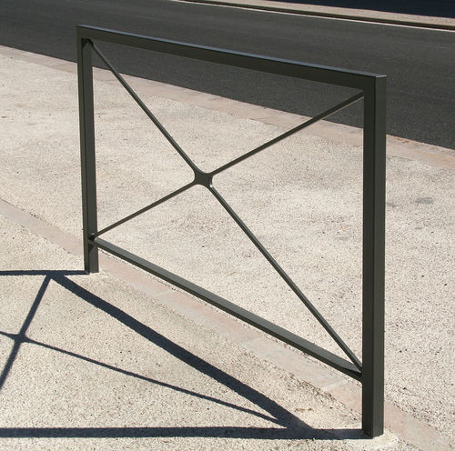 Protective barrier - VIOLETTE 1500 - ACCENTURBA - fixed / steel / for public spaces