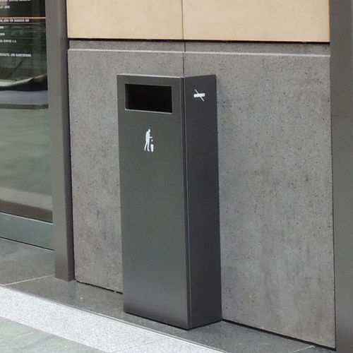 Public trash can - L55 - Cibins e.U. - steel / hooded / contemporary