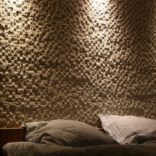 Concrete wall cladding panel - GEOMETRIC : DELOS BEIGE - Mathios SA - interior / exterior / 3D