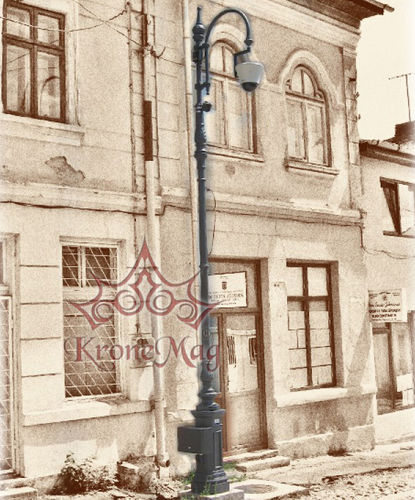 Urban lamp post - D2-H1 - KRONEMAG MILLENIUM srl - traditional / steel / cast iron