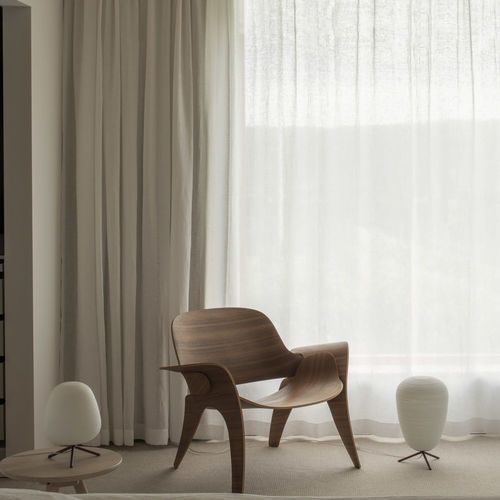 Contemporary armchair - ROSE - Massproductions - oak / walnut / maple