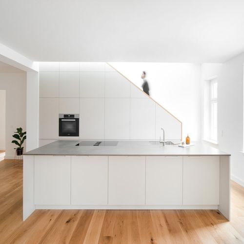 Contemporary kitchen - MG - MYKILOS - wooden / engineered stone / ceramic