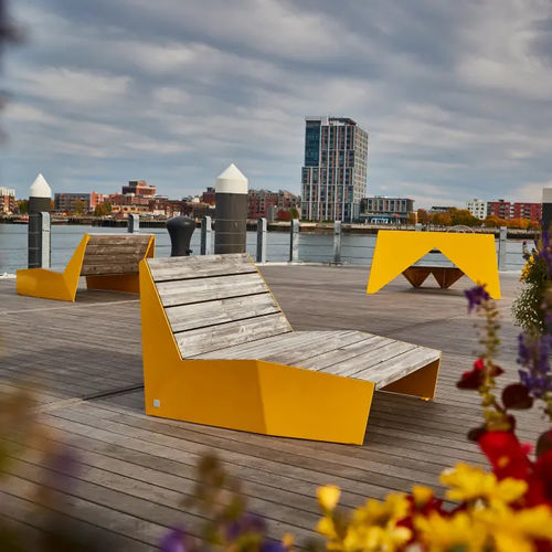 Contemporary daybed - BLOC  - Vestre - wooden / galvanised steel / galvanised steel base