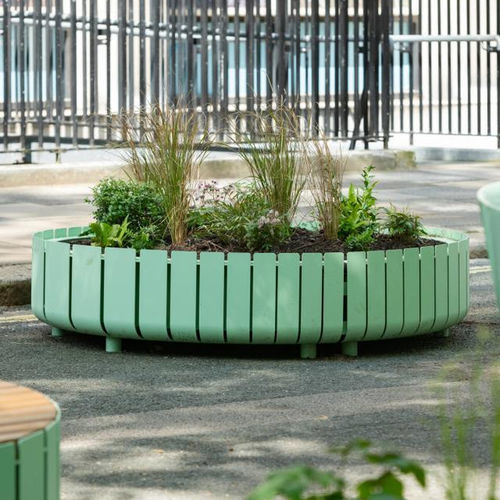 Galvanised steel planter - STRIPES  - Vestre - round / high-resistance / 100% recyclable