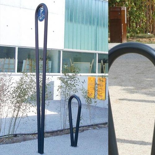 Floor-mounted signboard - OMÉGA - univers & cité | mobilier urbain - steel / outdoor