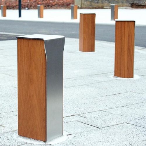Security bollard - NOVÉO - univers & cité | mobilier urbain - removable / stainless steel / wooden
