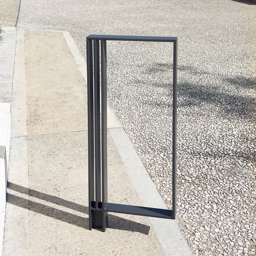 Floor-mounted bike stand - ARLO - univers & cité | mobilier urbain - for public space / thermo-lacquered steel / zinc-plated steel