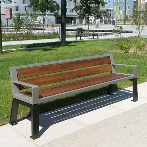 Contemporary public bench - ZÉO  - univers & cité | mobilier urbain - wooden / steel / with backrest