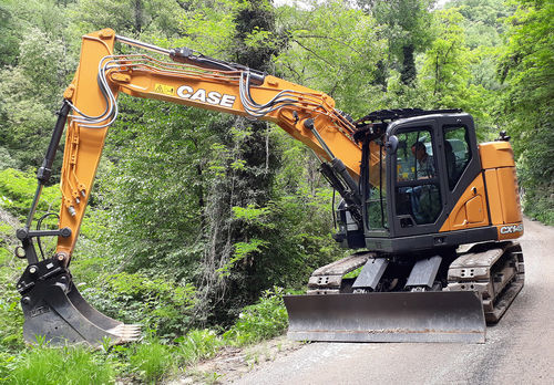 Medium excavator - CX145DSR - Case Construction - crawler / compact / standard