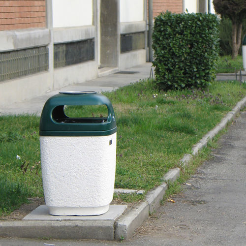 Public trash can - SATURNO - VASART URBAN DESIGN - stainless steel / ABS / concrete
