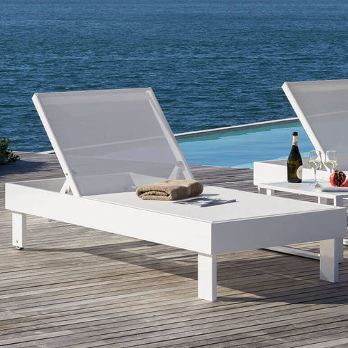 Contemporary sunbed - CASTORE - Crema Outdoor S.r.l. - fabric / aluminum / outdoor