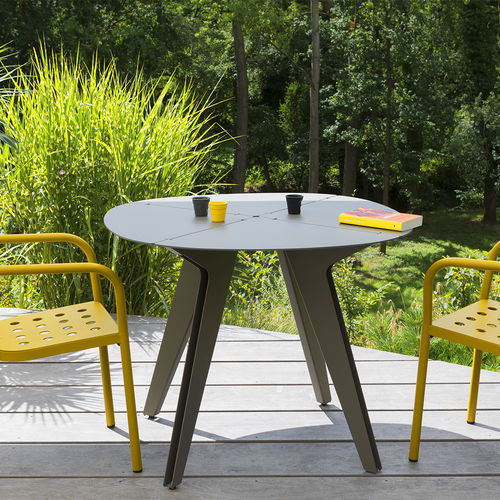 Contemporary dining table - Loom - Matière Grise - aluminum / aluminum base / square