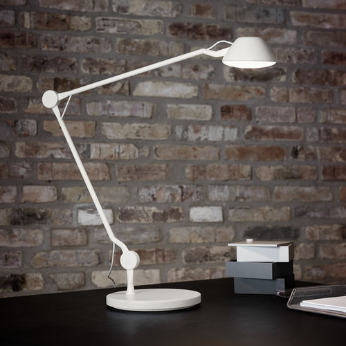 Table lamp - AQ01™ - Fritz Hansen - polycarbonate / aluminum / contemporary