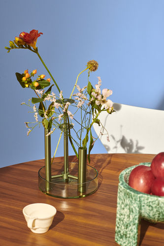 Modern vase - IKERU - Fritz Hansen - aluminum / glass / table