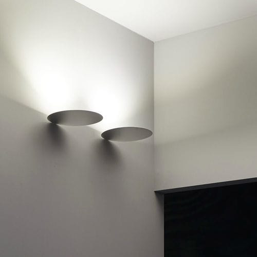 Contemporary wall light - Millimetro - LUCEPLAN - indoor / aluminum / brass
