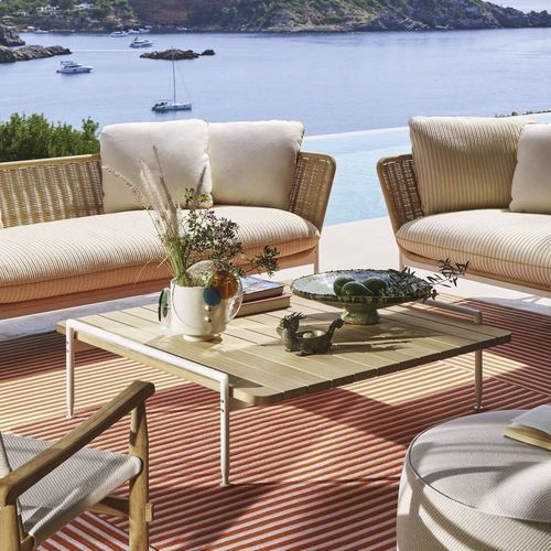 Contemporary coffee table - ESOSOFT - Cassina - iroko / stainless steel base / powder-coated steel base