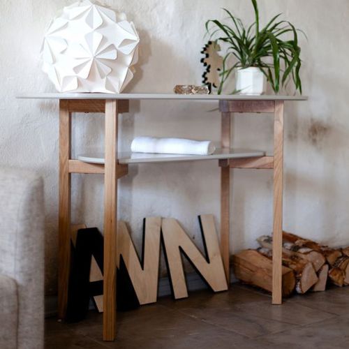 Contemporary sideboard table - CEE - Woodman Ltd. - wood veneer / MDF / oak base