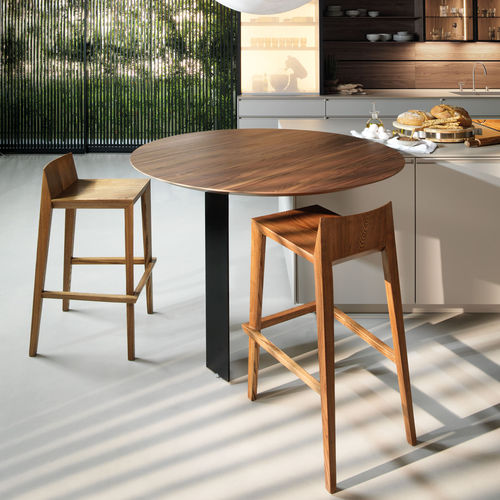 Contemporary table - RONDÒ - Euromobil spa - wooden / aluminum / aluminum base