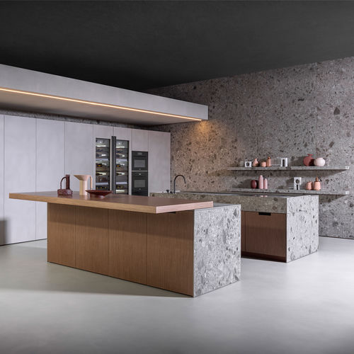 Contemporary kitchen - LAIN ANTIS - Euromobil spa - wooden / ceramic / island