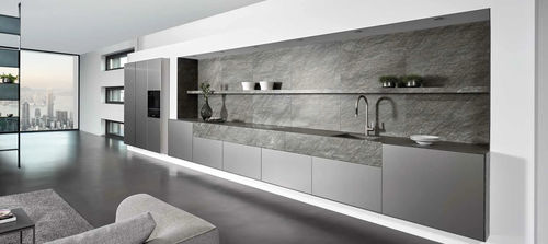 Contemporary kitchen - E3.0 - eggersmann küchen GmbH & Co. KG - quartzite / anodized aluminum / hidden