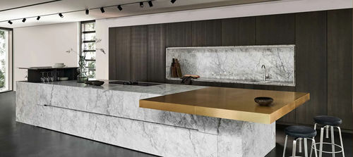 Contemporary kitchen - Bianco Nuvola - eggersmann küchen GmbH & Co. KG - wood veneer / ash / quartzite