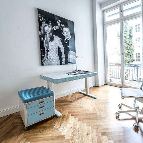 Free-standing desk - T7 - moll Funktionsmöbel GmbH - contemporary / metal / straight