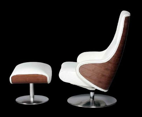 Contemporary relaxing armchair - manteau - STRÄSSLE Switzerland AG - leather / wooden / with footrest