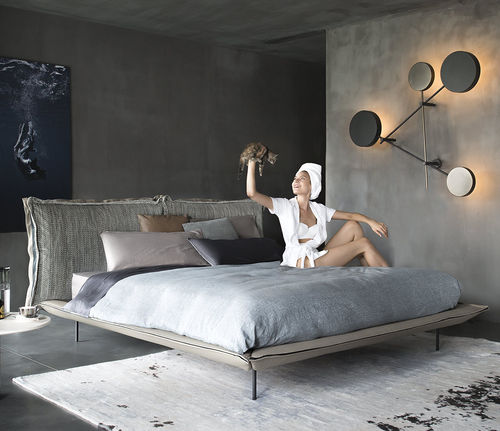 Double bed - AUTO-REVERSE DREAM - arketipo - contemporary / upholstered / with upholstered headboard