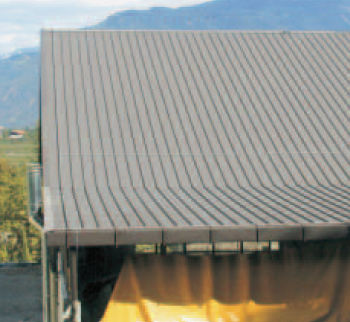 Roof sandwich panel - G4 - Metecno Bausysteme GmbH  - metal facing / polyurethane PUR core