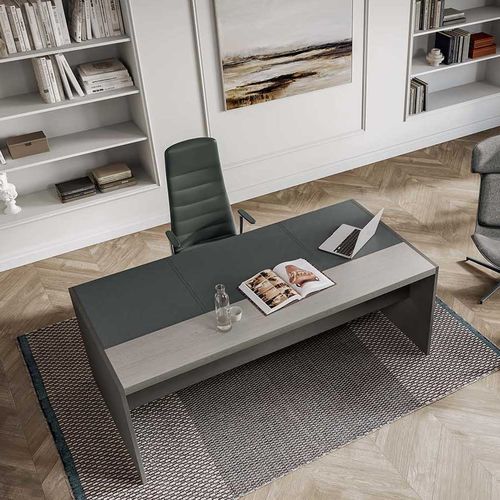 Executive desk - E-9 - Quadrifoglio Sistemi d'Arredo - free-standing / contemporary / wood veneer