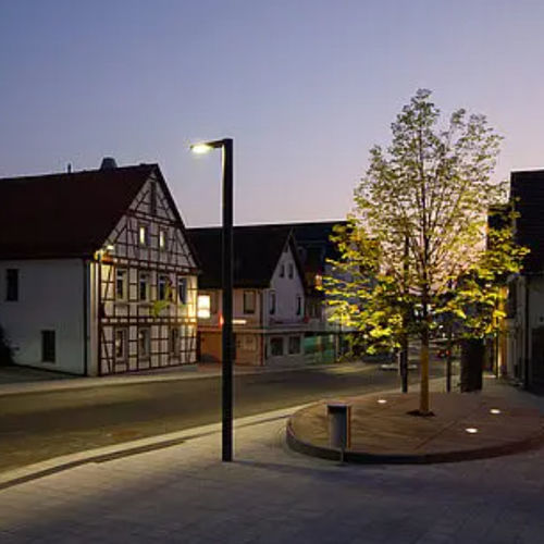 Urban lamp post - DALVIK - Hess GmbH Licht + Form - contemporary / cast aluminum / aluminum