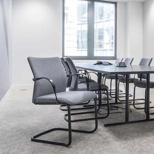 Contemporary visitor chair - KELCDBBBSAFAK01S - HOWE - indoor / fabric / chromed metal base