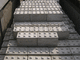 solid concrete block / for wall / interlocking