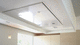 built-in range hood / with built-in lighting