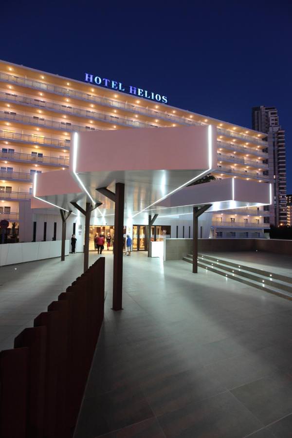 HELIOS HOTEL MAIN ACCESS AND HALL REMODELLING - Benidorm, Alicante, Spain