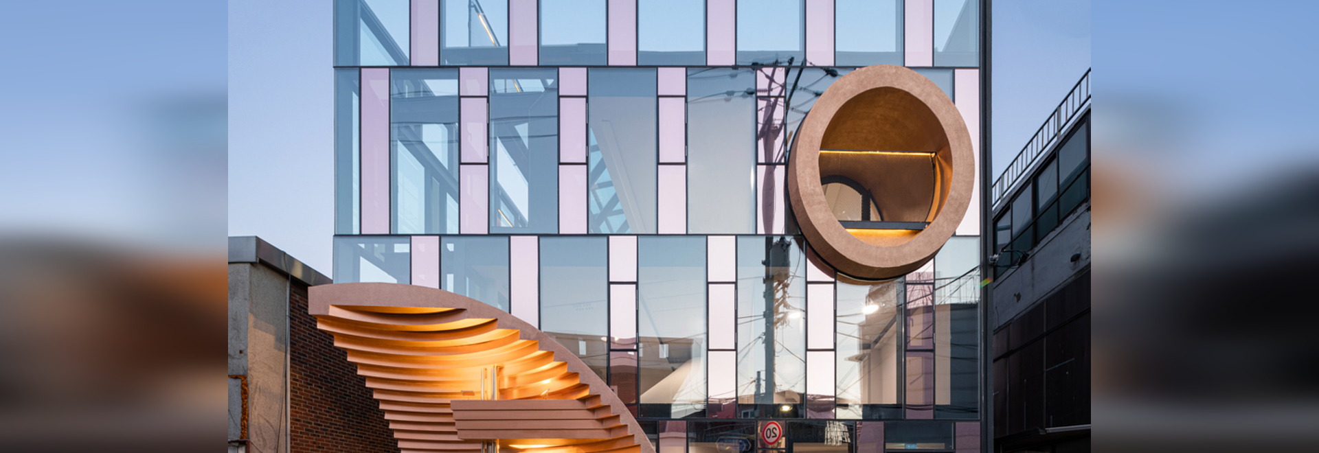 Diagon Commercial Building / Moon Hoon