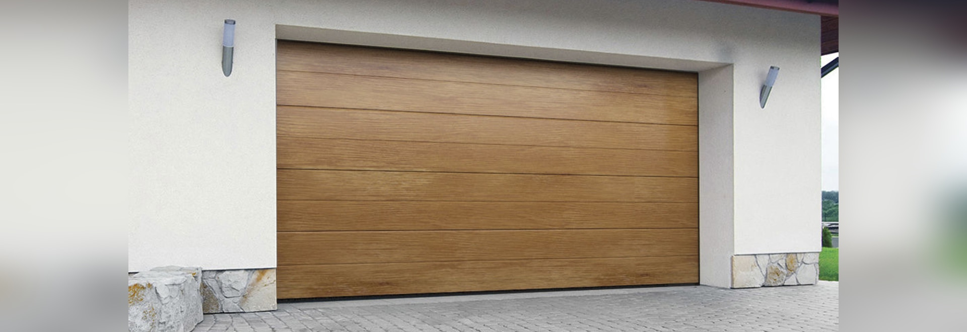 NEW: sectional garage door by DAKO