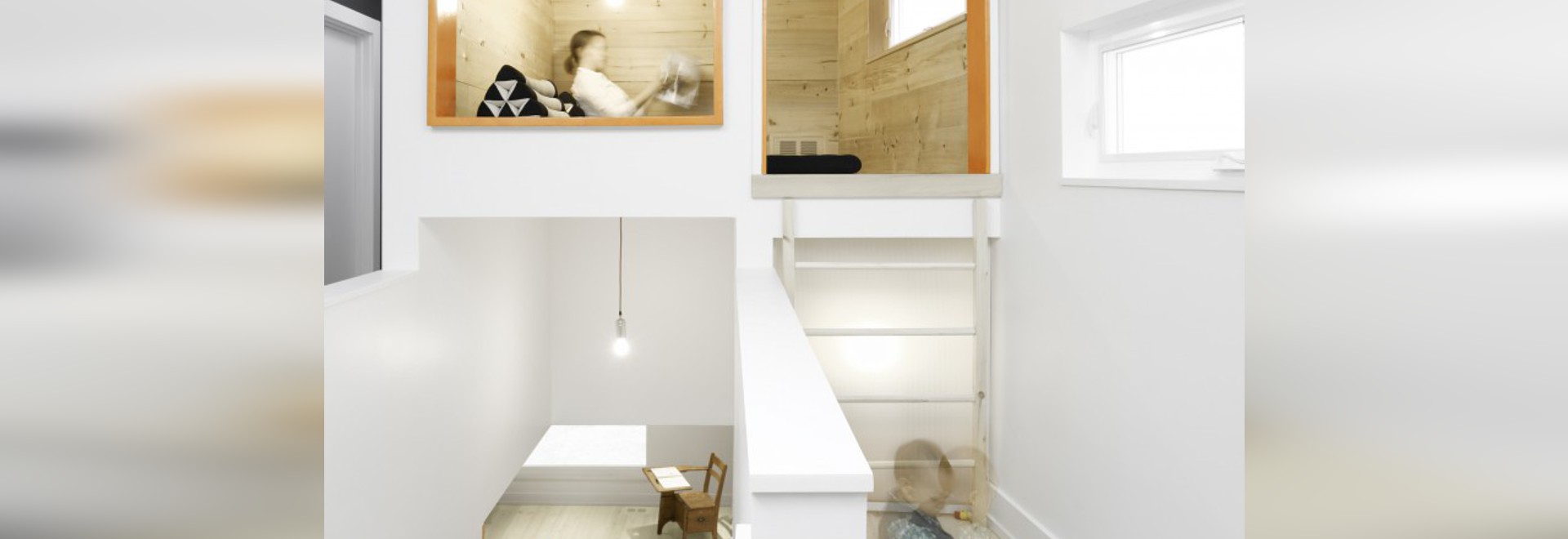 WINONA HOUSE IS ORGANIZED INTO INCREASING ZONES OF PRIVACY
