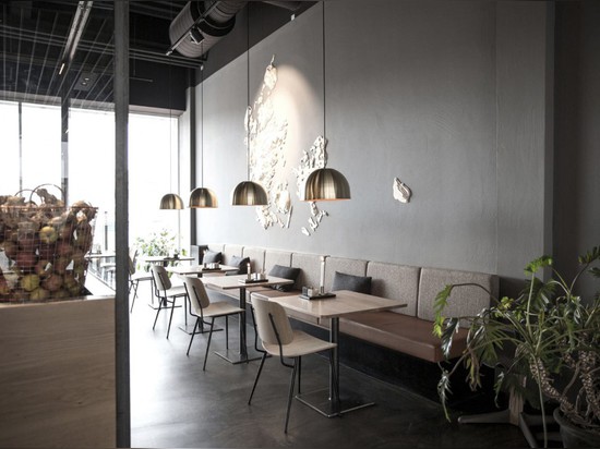 JOHANNES TORPE STUDIOS CREATES SIMPLE, COZY SPACE FOR COPENHAGEN RESTAURANT