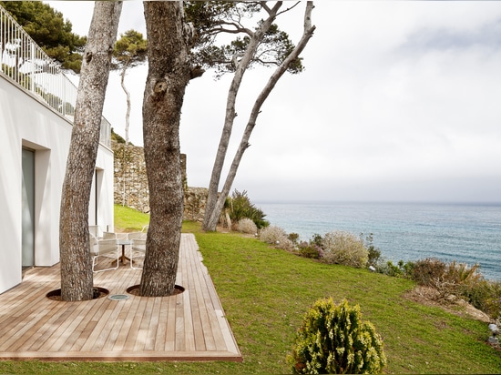 HOUSE IN COSTA BRAVA BY GARCÉS – DE SETA – BONET