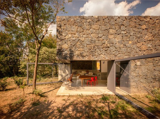 CASA MEZTITLA BY EDAA IS IN HARMONY WITH NATURE