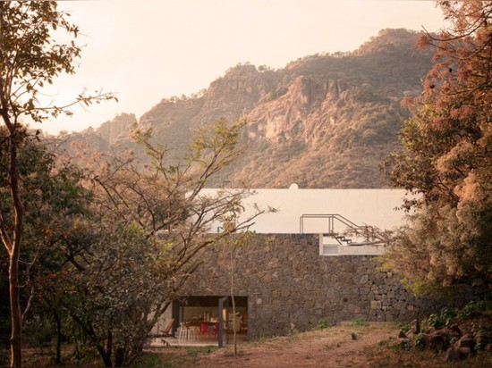 CASA MEZTITLA BY EDAA IS IN HARMONY WITH NATURE