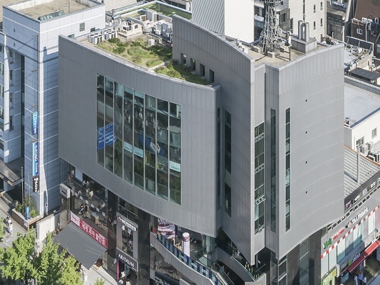 the building is located on donggyodong, mapo, seoul