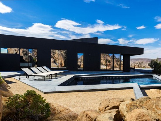 Black Desert House by Oller & Pejic Architecture