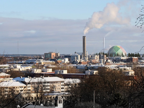 the structure would be visible from across the city